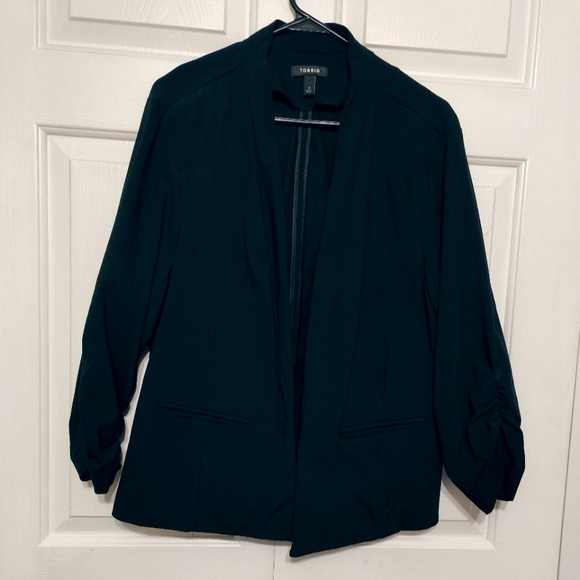 Torrid Open Black Blazer w/Ruched Sleeves Size 3 - Picture 1 of 9